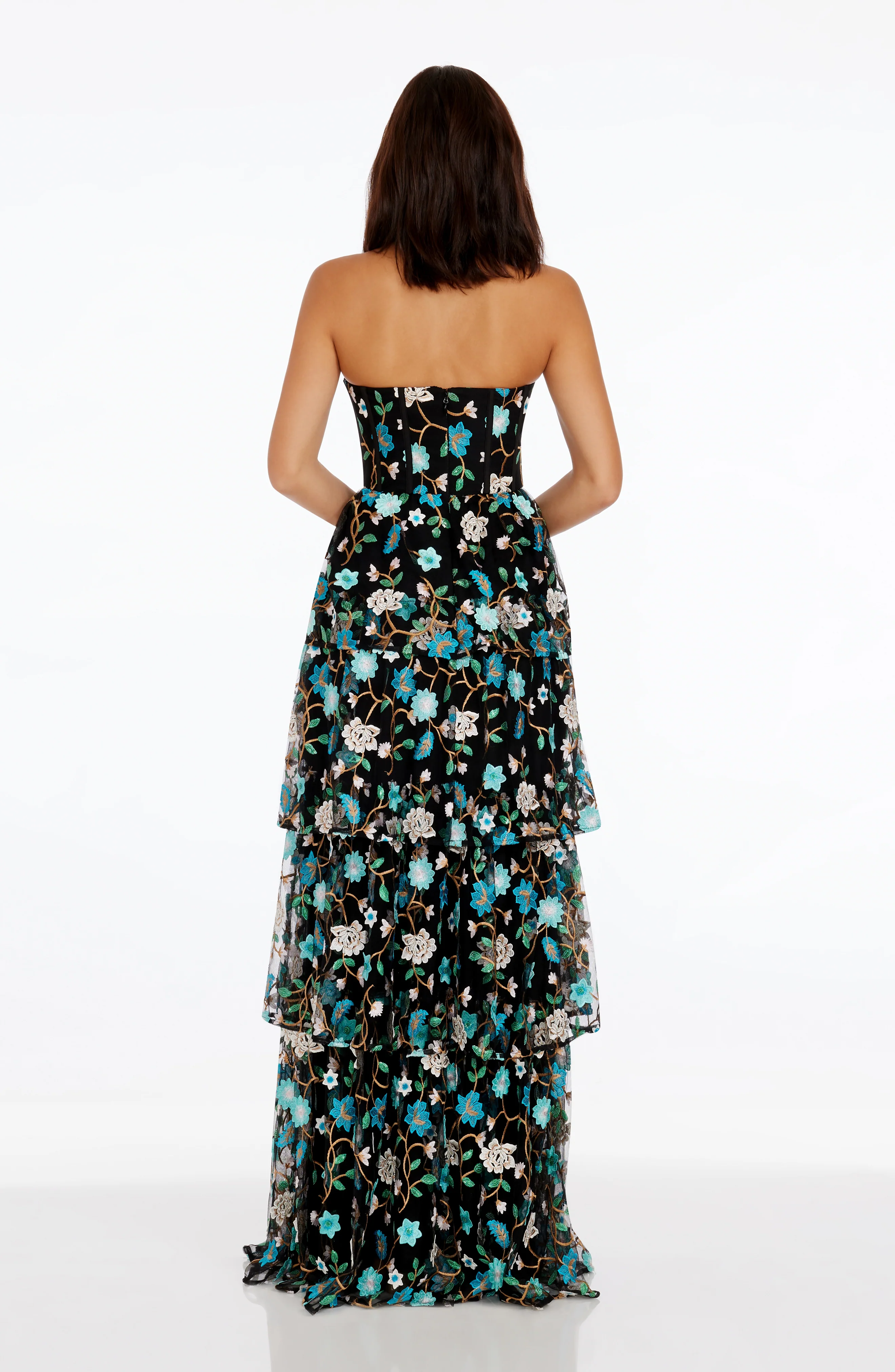 Layana Dress - Image 4